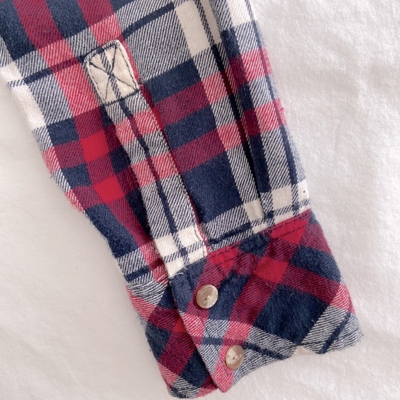 ARITZIA TNA Boyfriend Flannel - Picture 6 of 7